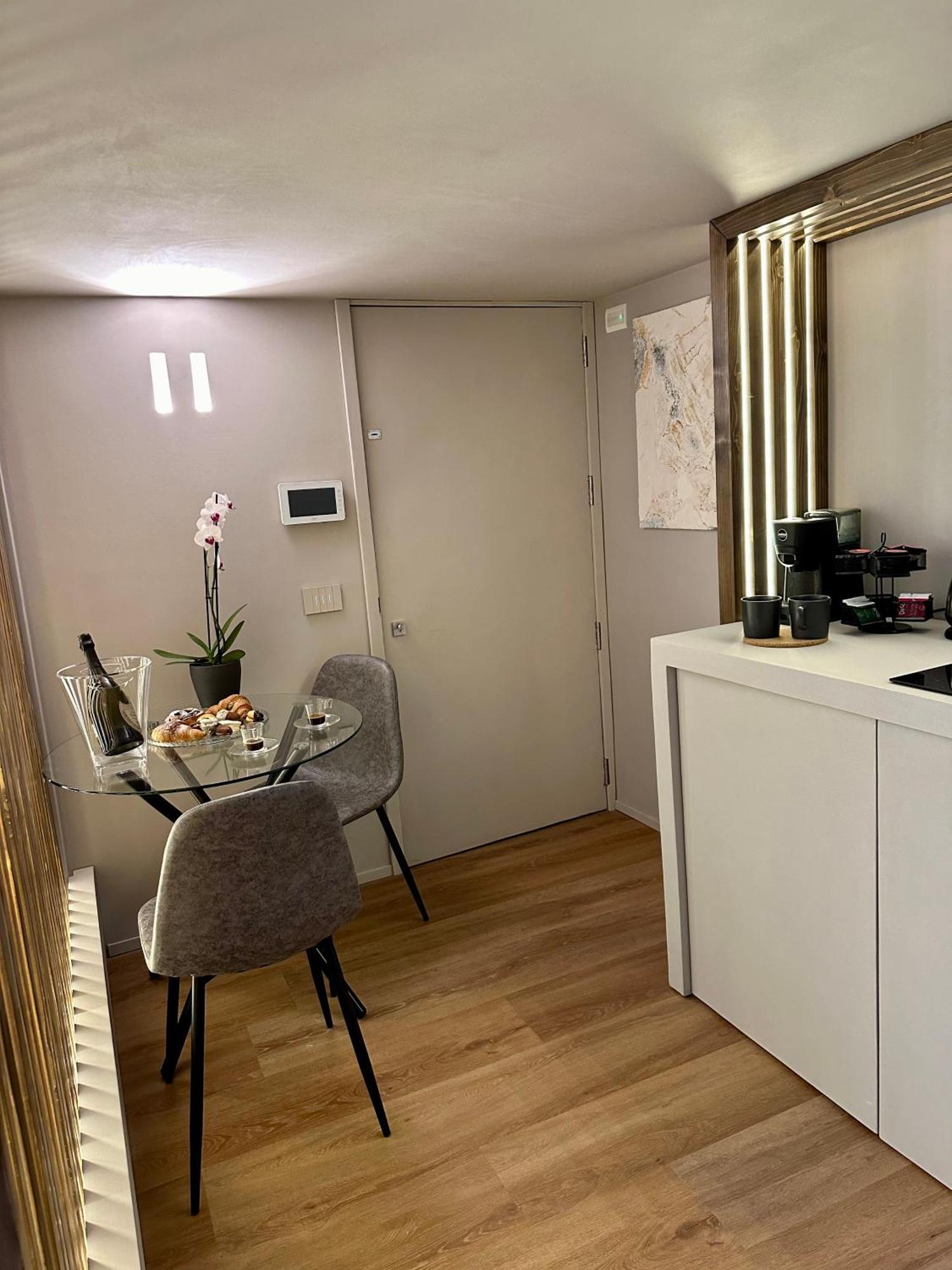 Renard Suite 切法卢 外观 照片